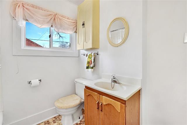 693 Walker Ave, Winnipeg, MB