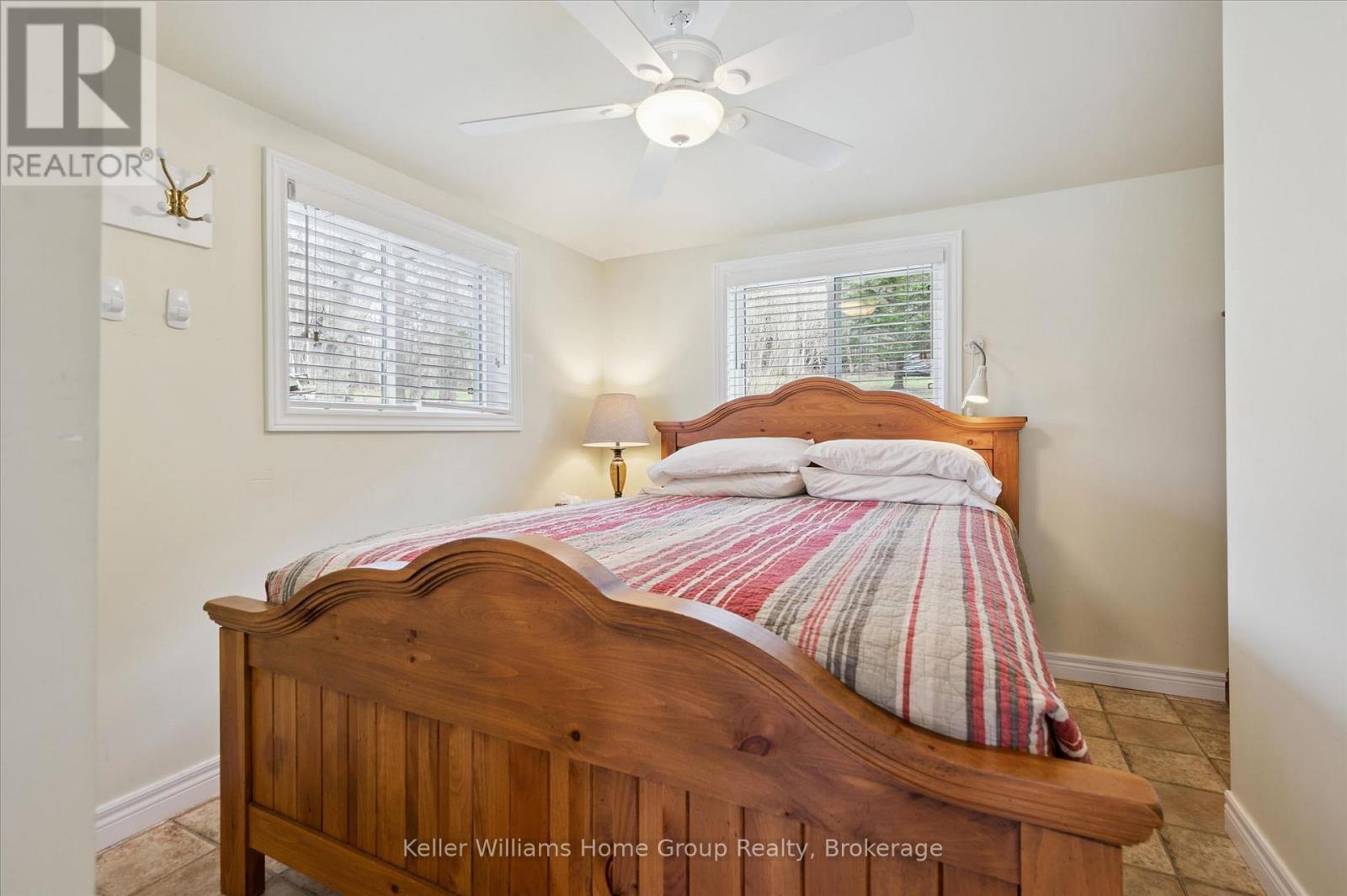 973 Road 10 West, Mapleton, ON - Indoor Photo Showing Bedroom