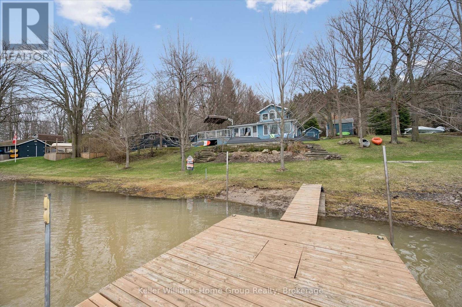 973 Road 10 West, Mapleton, ON - Outdoor With Deck Patio Veranda
