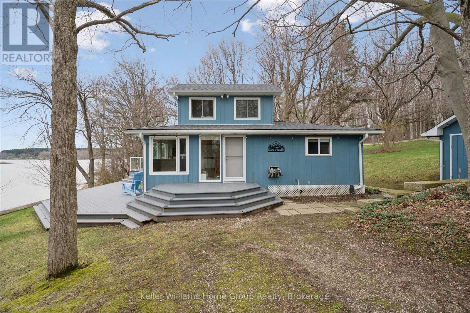 973 Road 10 West, Mapleton, ON - Outdoor With Deck Patio Veranda