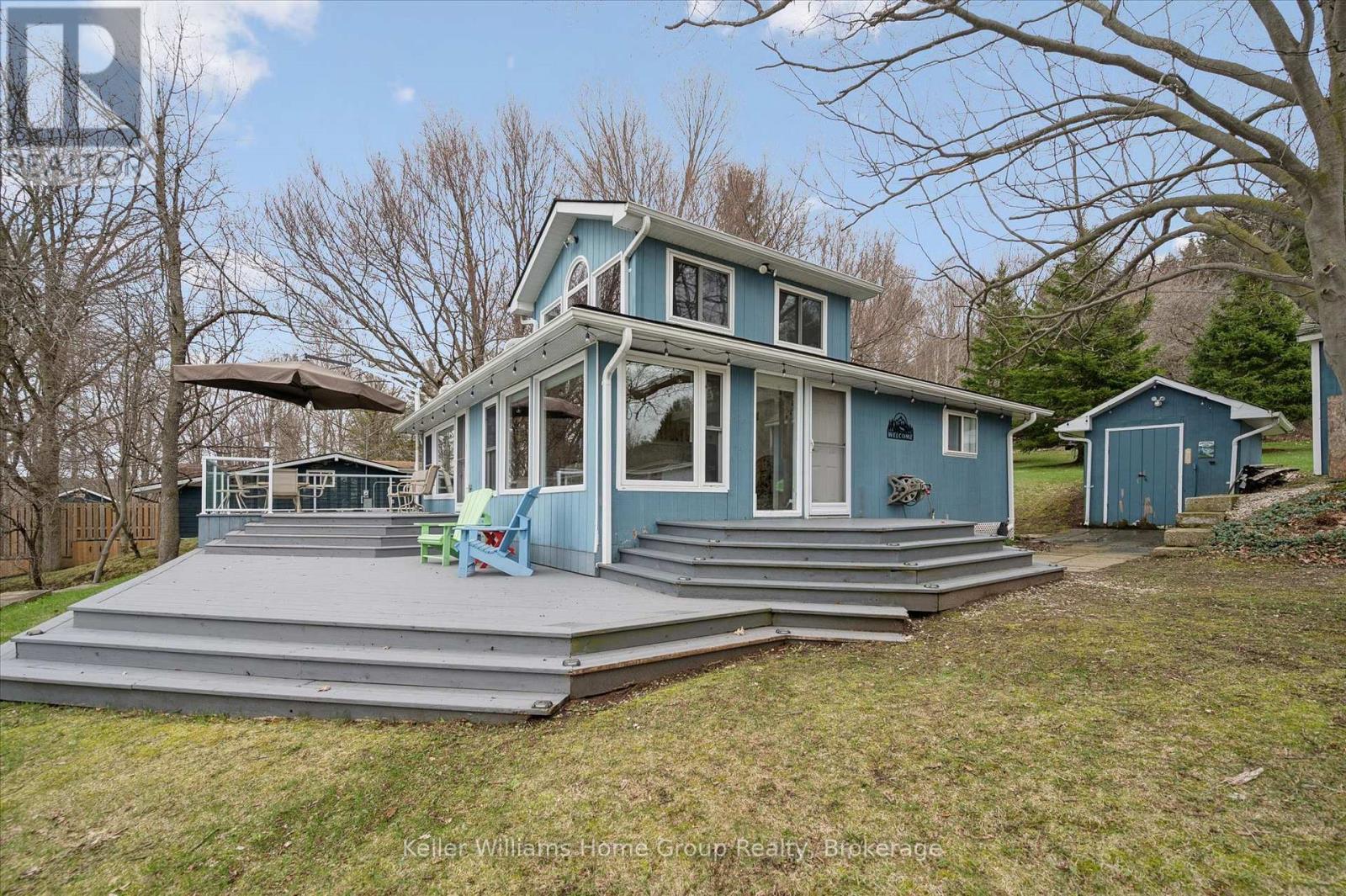 973 Road 10 West, Mapleton, ON - Outdoor With Deck Patio Veranda