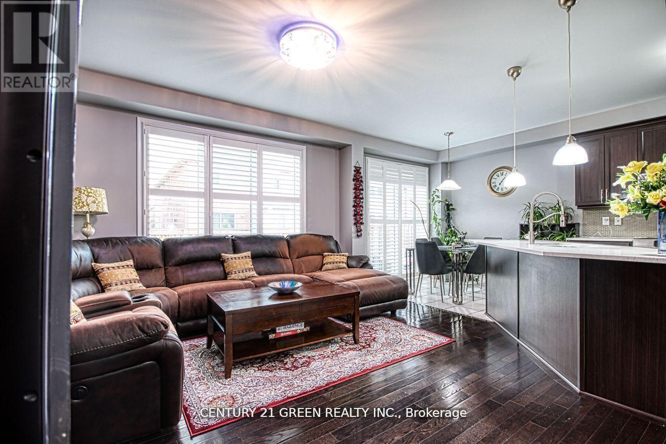 13 Killick Road, Brampton, ON - Indoor Photo Showing Living Room
