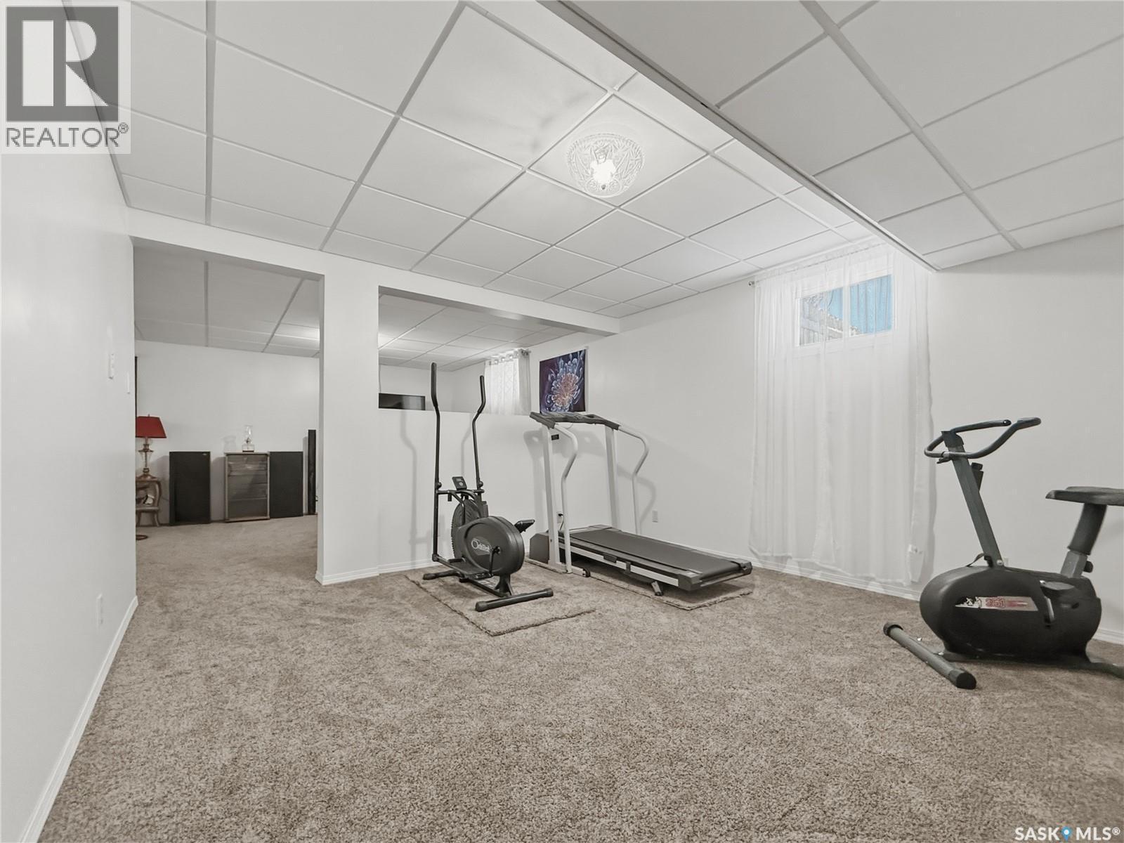 533 Palliser Drive, Swift Current, SK - Indoor Photo Showing Gym Room