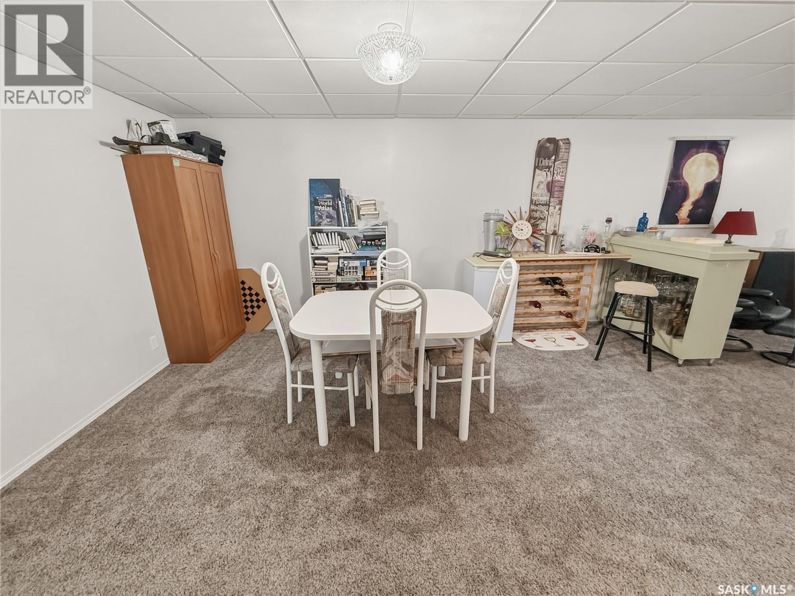 533 Palliser Drive, Swift Current, SK - Indoor Photo Showing Office