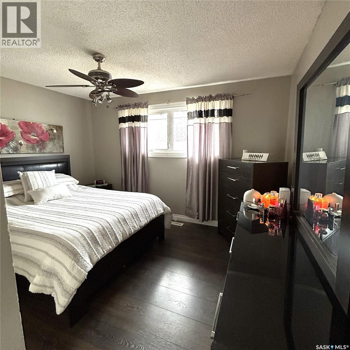 122 Hamilton Street, Davidson, SK - Indoor Photo Showing Bedroom