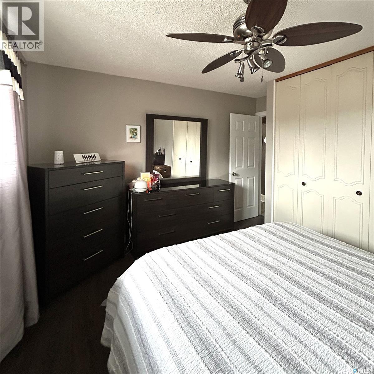 122 Hamilton Street, Davidson, SK - Indoor Photo Showing Bedroom