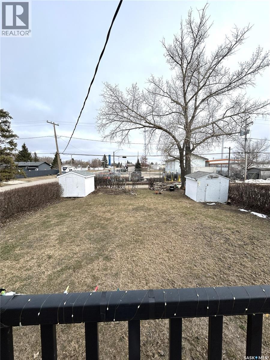 122 Hamilton Street, Davidson, SK - Outdoor