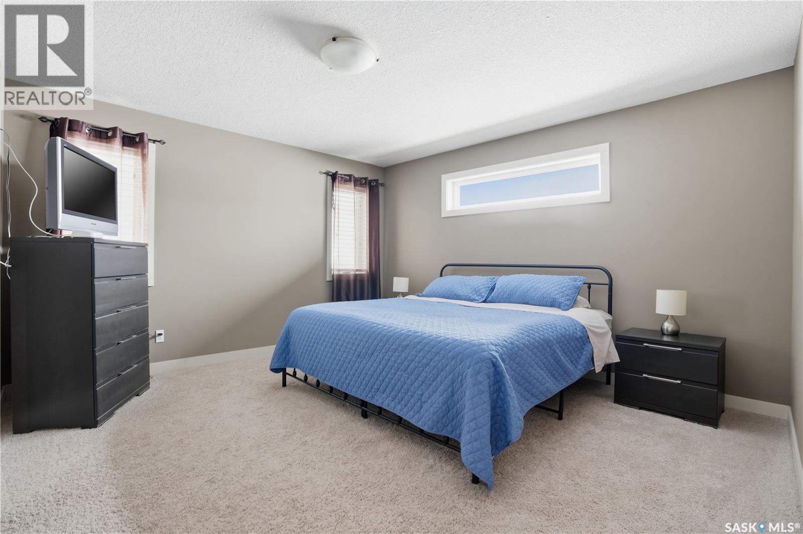 1532 Maple Hill Crescent N, Regina, SK - Indoor Photo Showing Bedroom