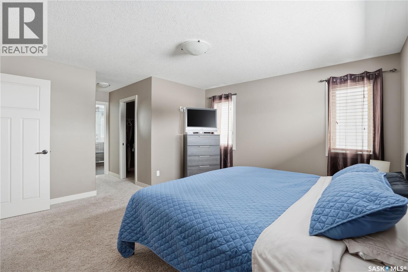 1532 Maple Hill Crescent N, Regina, SK - Indoor Photo Showing Bedroom