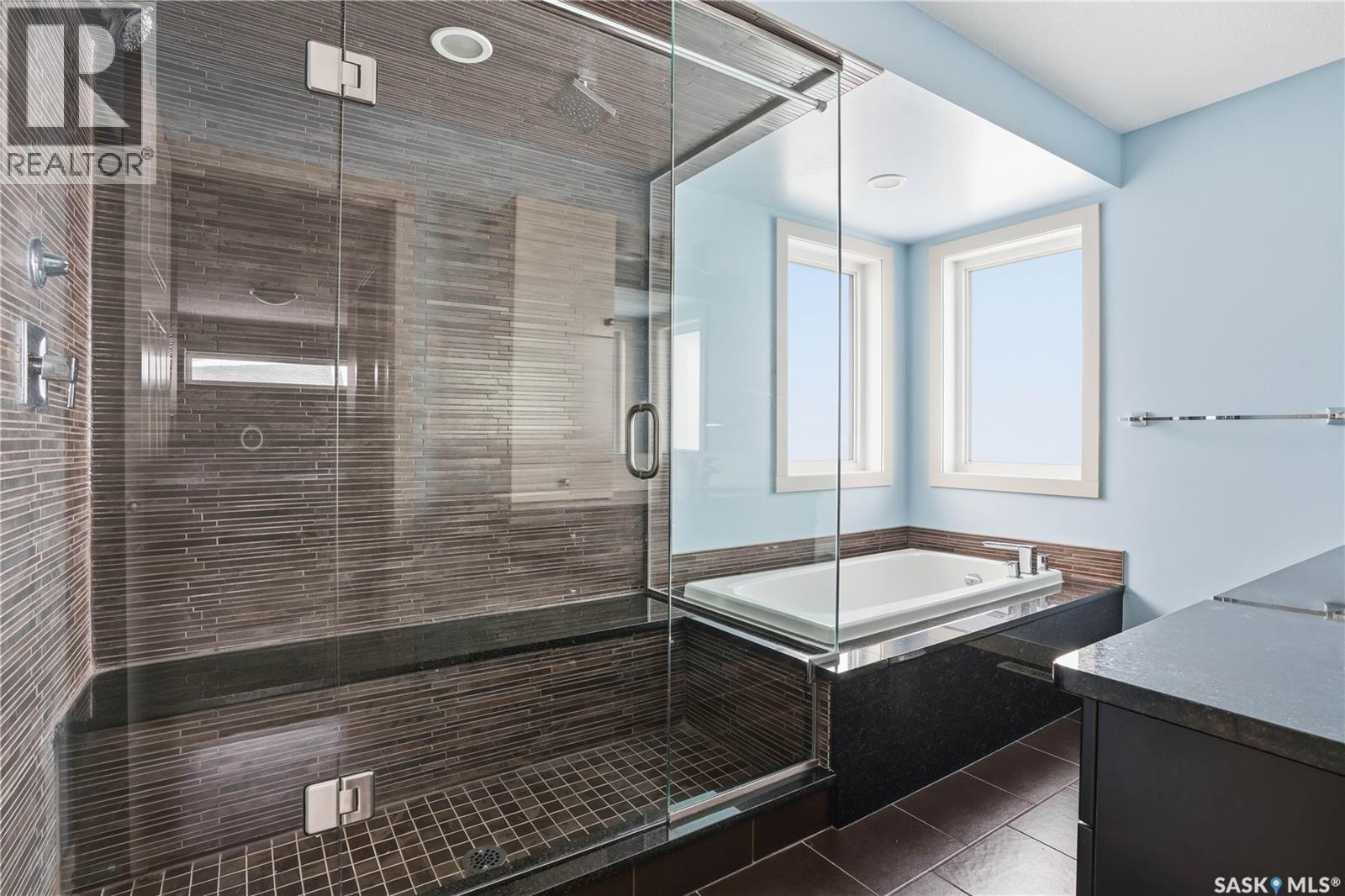 1532 Maple Hill Crescent N, Regina, SK - Indoor Photo Showing Bathroom