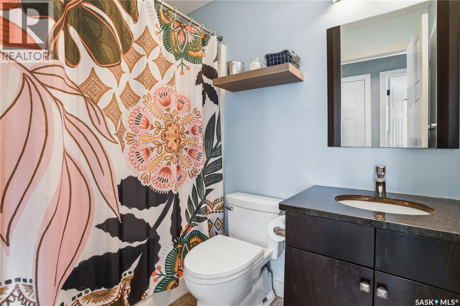 1532 Maple Hill Crescent N, Regina, SK - Indoor Photo Showing Bathroom