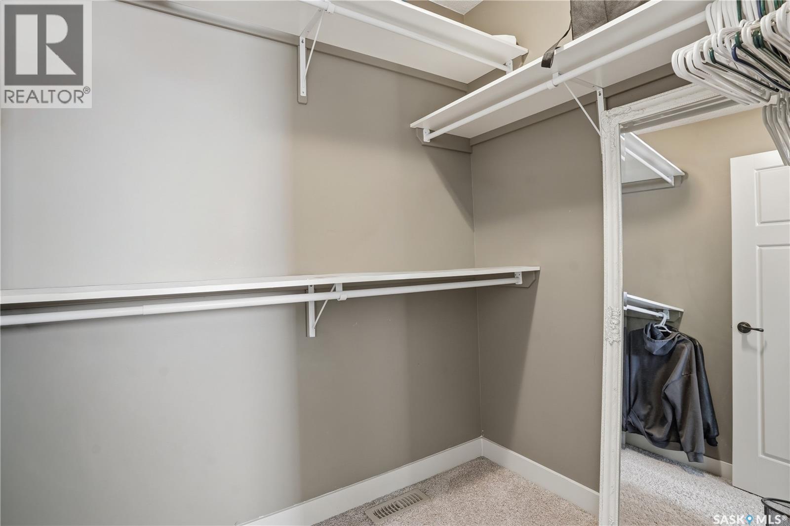 1532 Maple Hill Crescent N, Regina, SK - Indoor With Storage