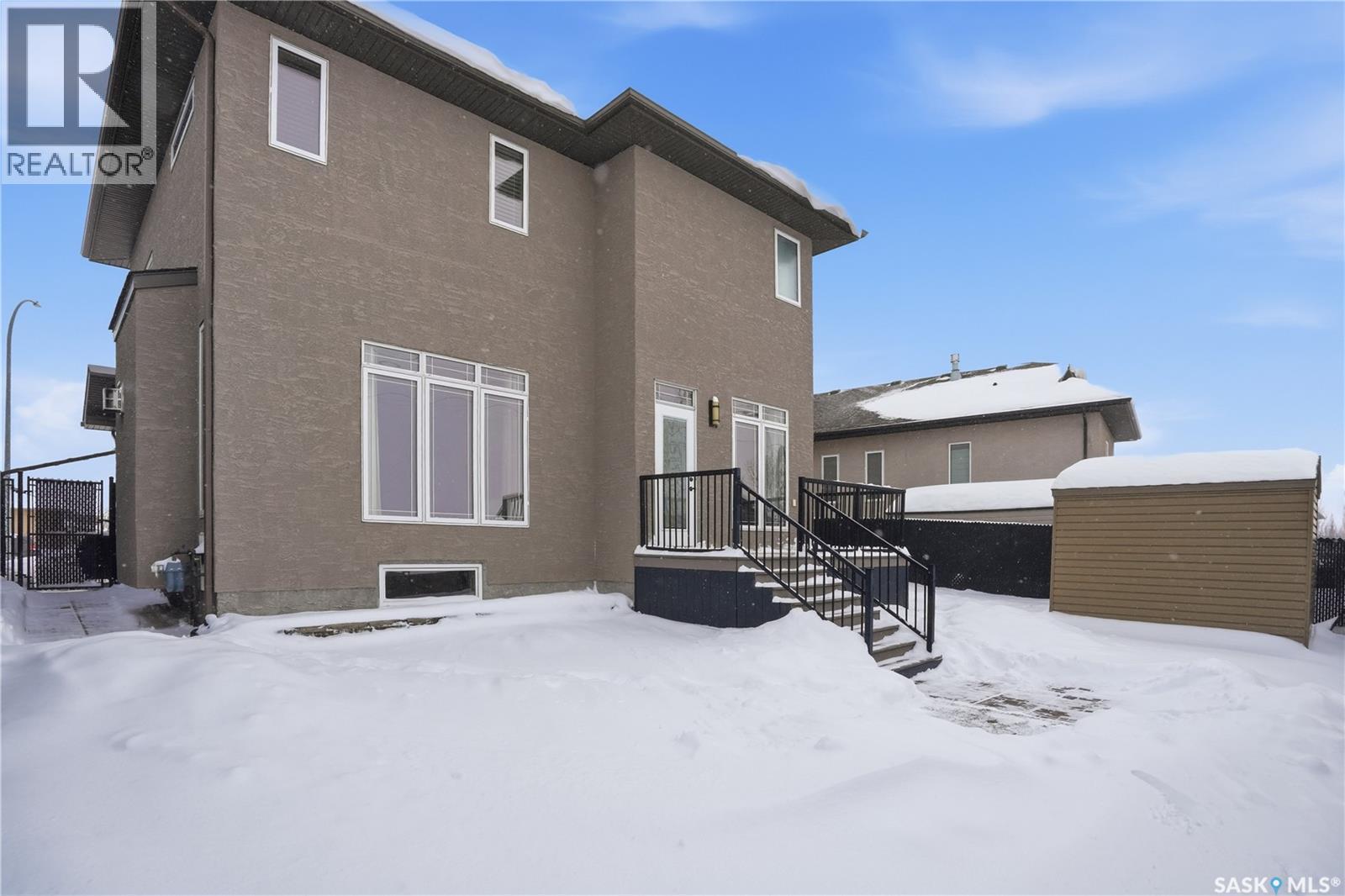 1532 Maple Hill Crescent N, Regina, SK - Outdoor With Exterior