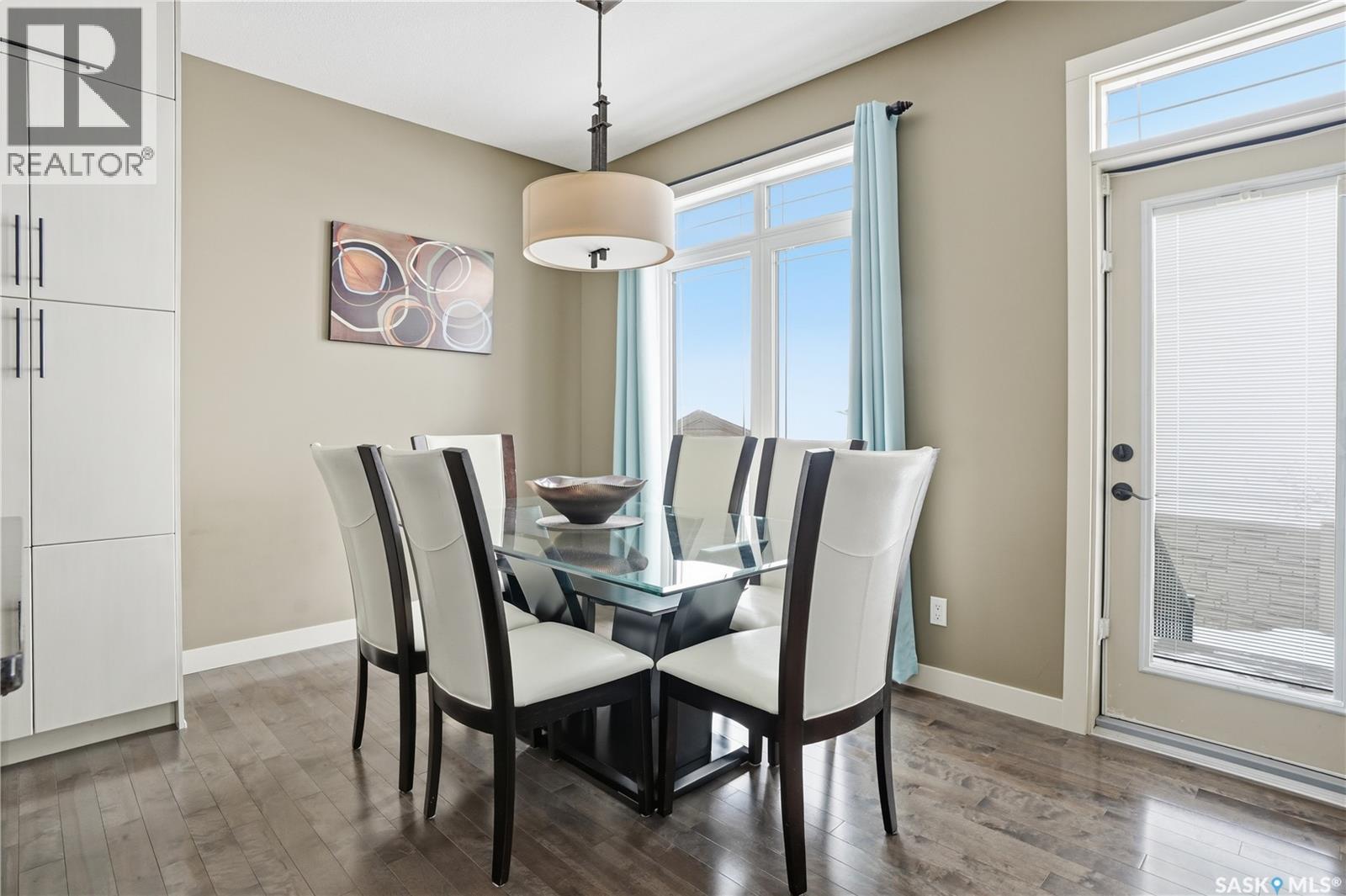 1532 Maple Hill Crescent N, Regina, SK - Indoor Photo Showing Dining Room
