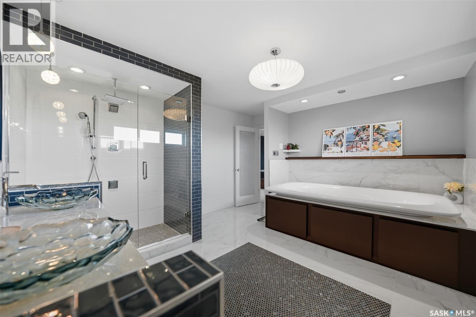 230 Trimble Lane, Saskatoon, SK - Indoor