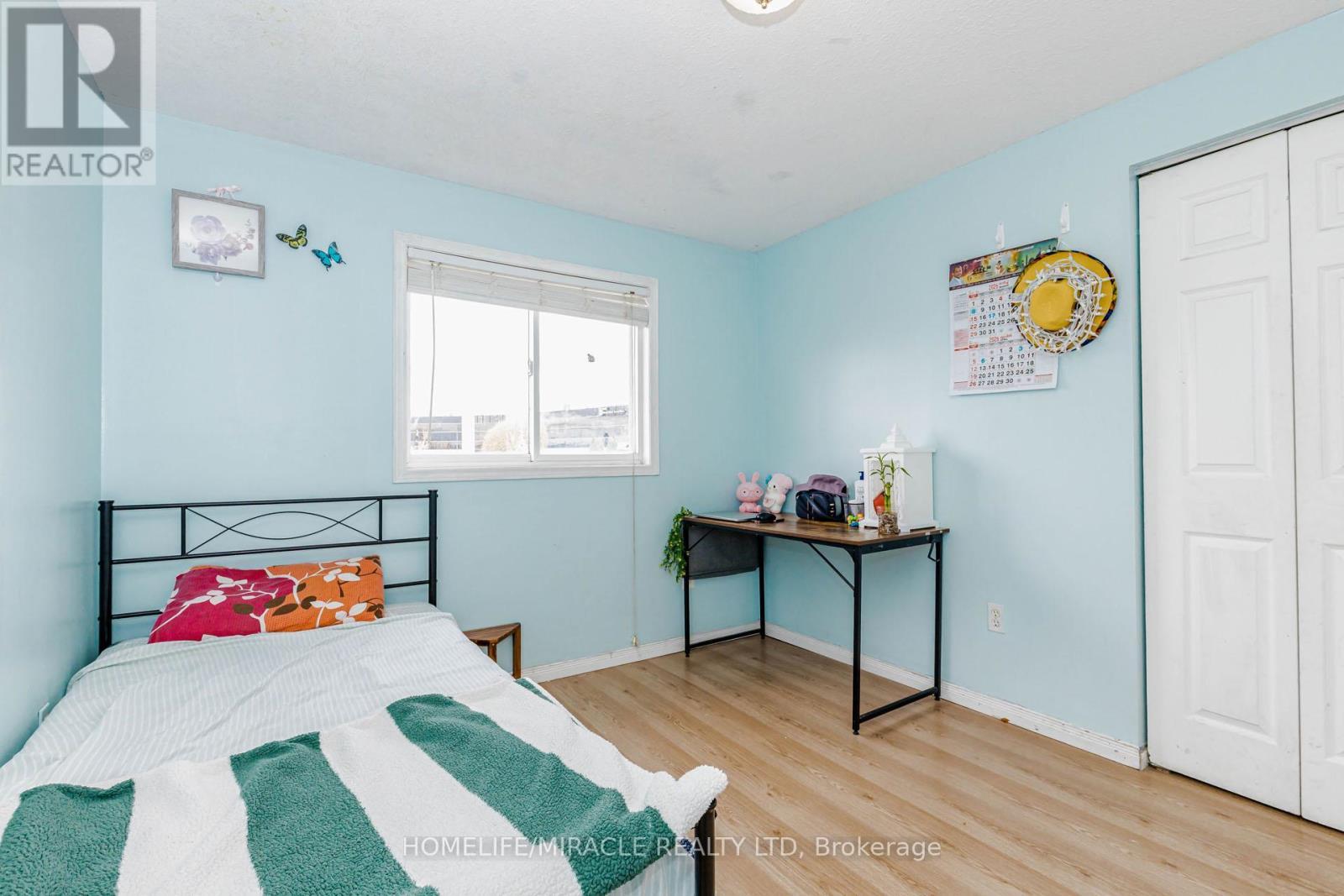 125 Hawkins Drive, Cambridge, ON - Indoor Photo Showing Bedroom