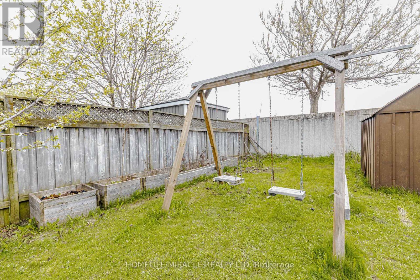 125 Hawkins Drive, Cambridge, ON - Outdoor