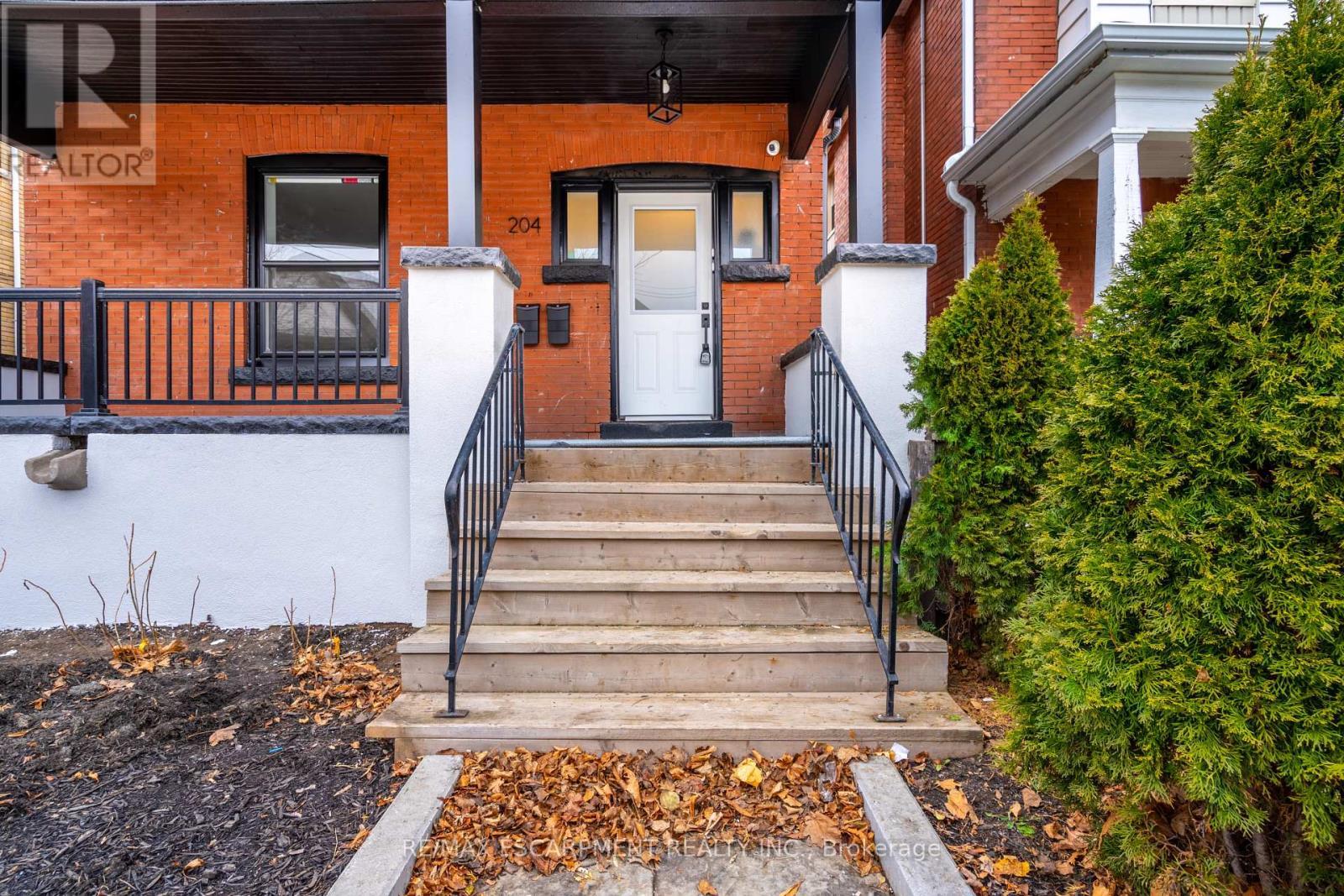 204 Balsam Avenue, Hamilton, ON - Outdoor