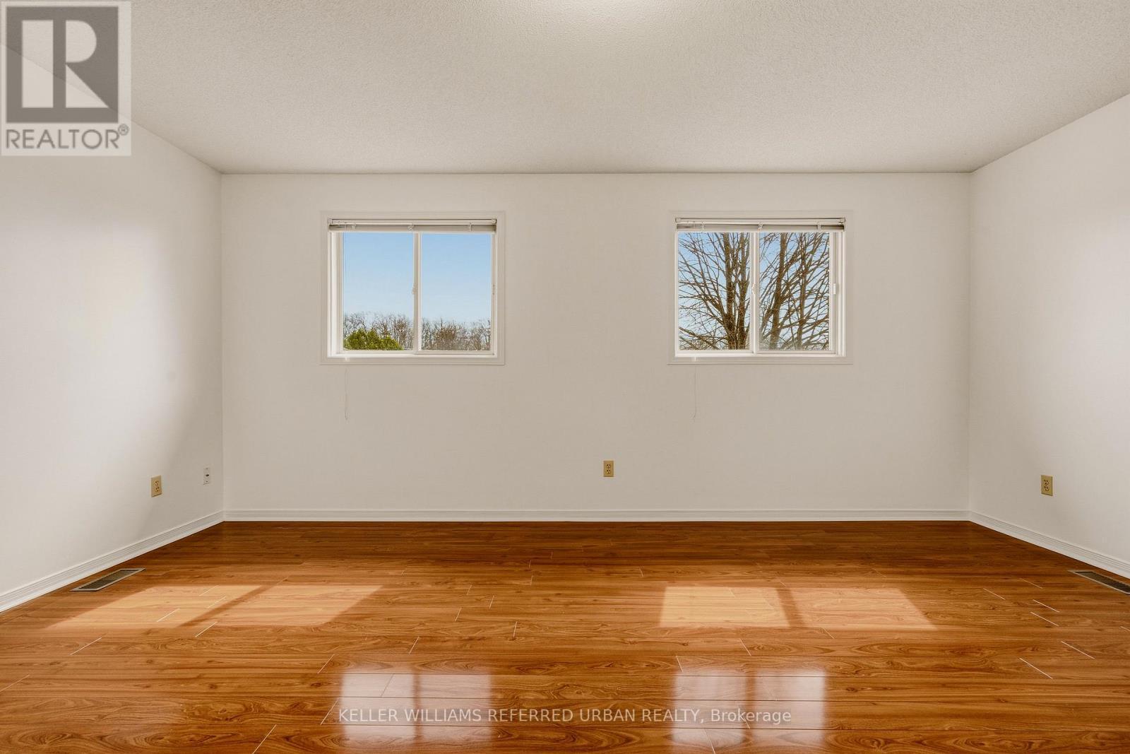 90 Lynette Drive, Hamilton, ON - Indoor Photo Showing Other Room