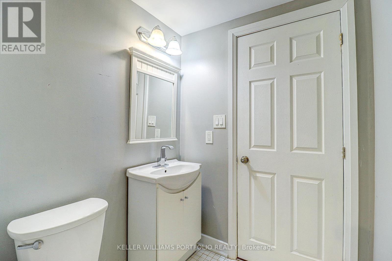 Lower Level - 962 Willowdale Avenue, Oshawa, ON - Indoor Photo Showing Bathroom