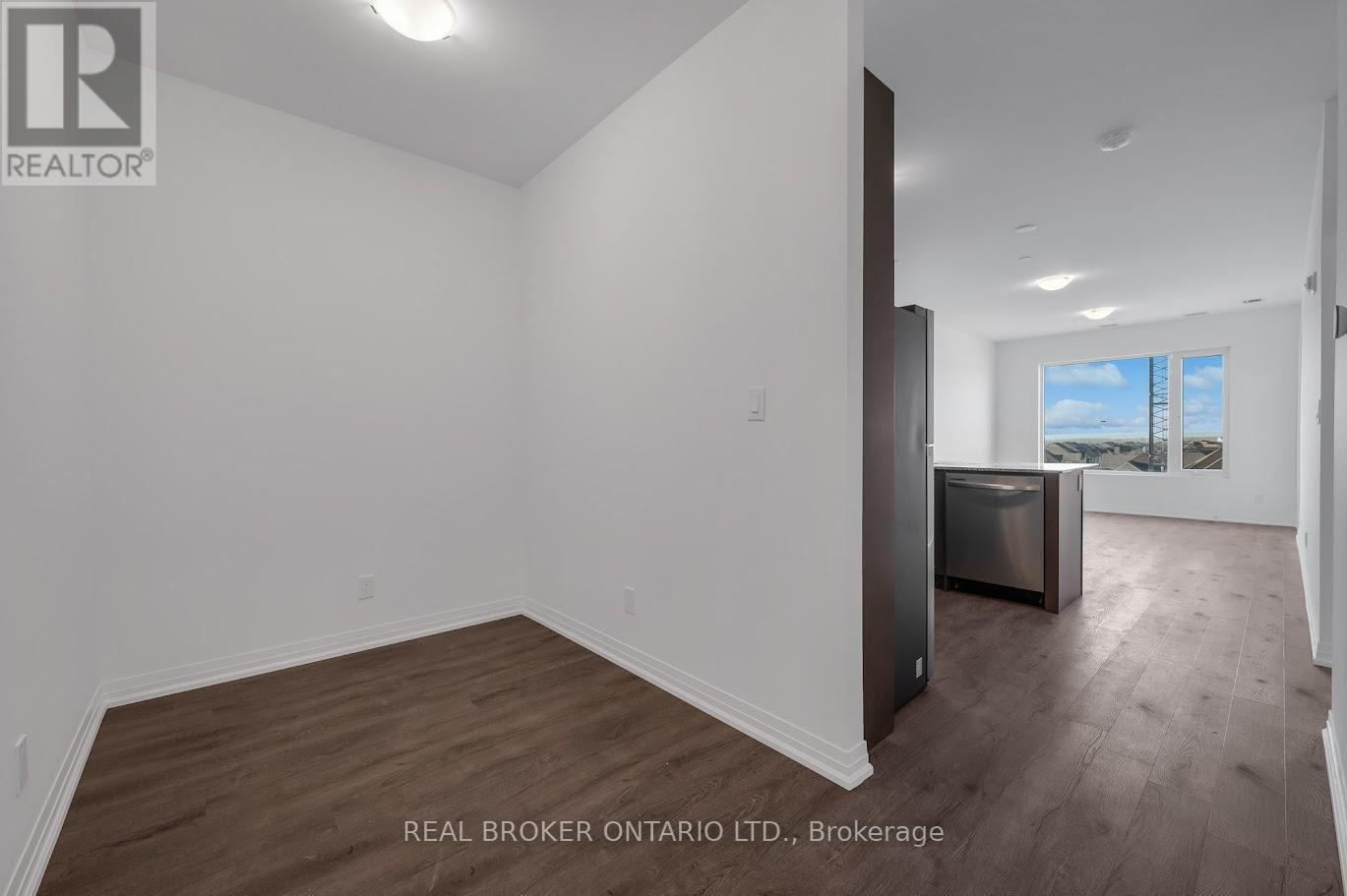 Den - perfect for working from home - 412 - 3265 Carding Mill Trail, Oakville, ON - Indoor Photo Showing Other Room