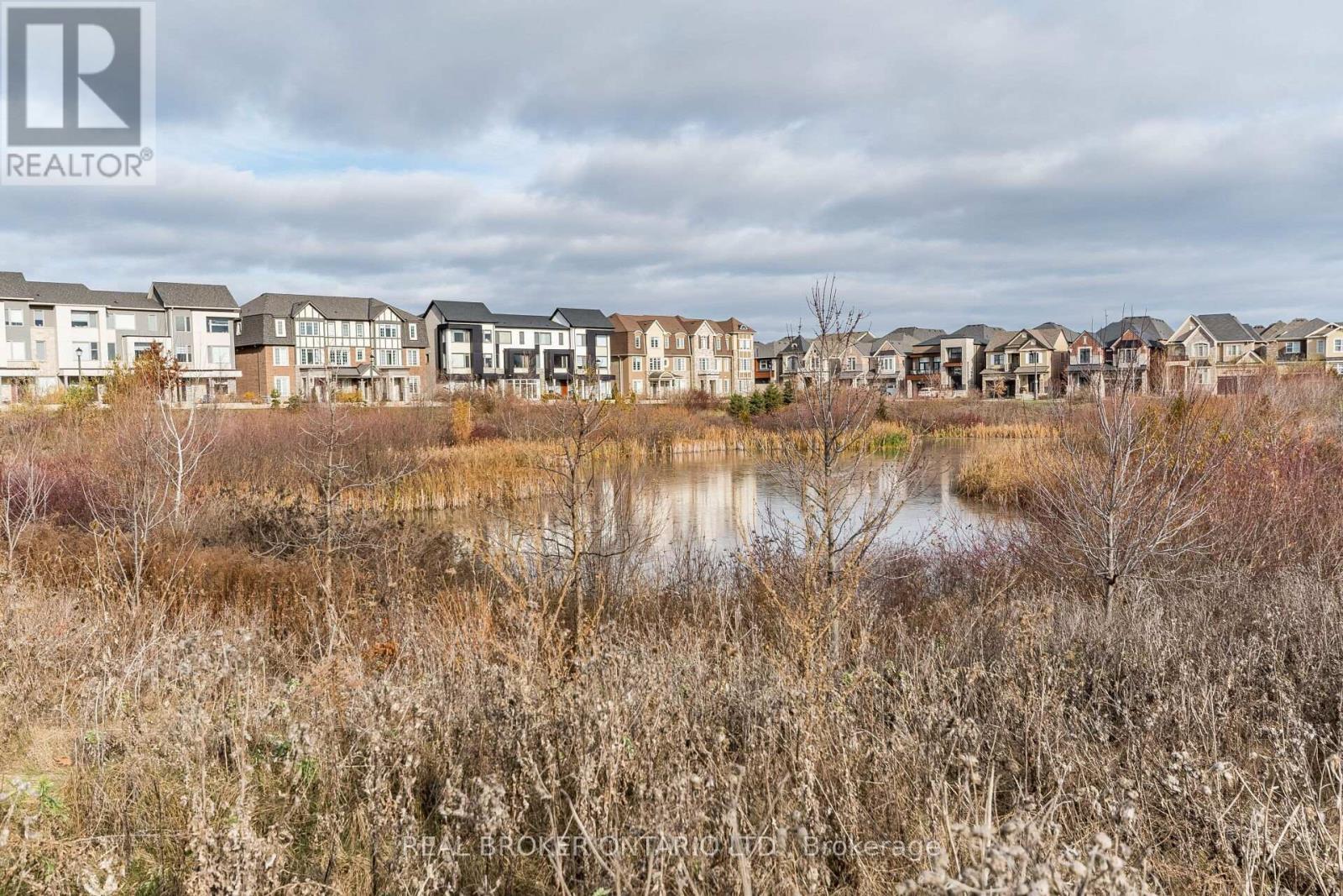 412 - 3265 Carding Mill Trail, Oakville, ON - Outdoor With View