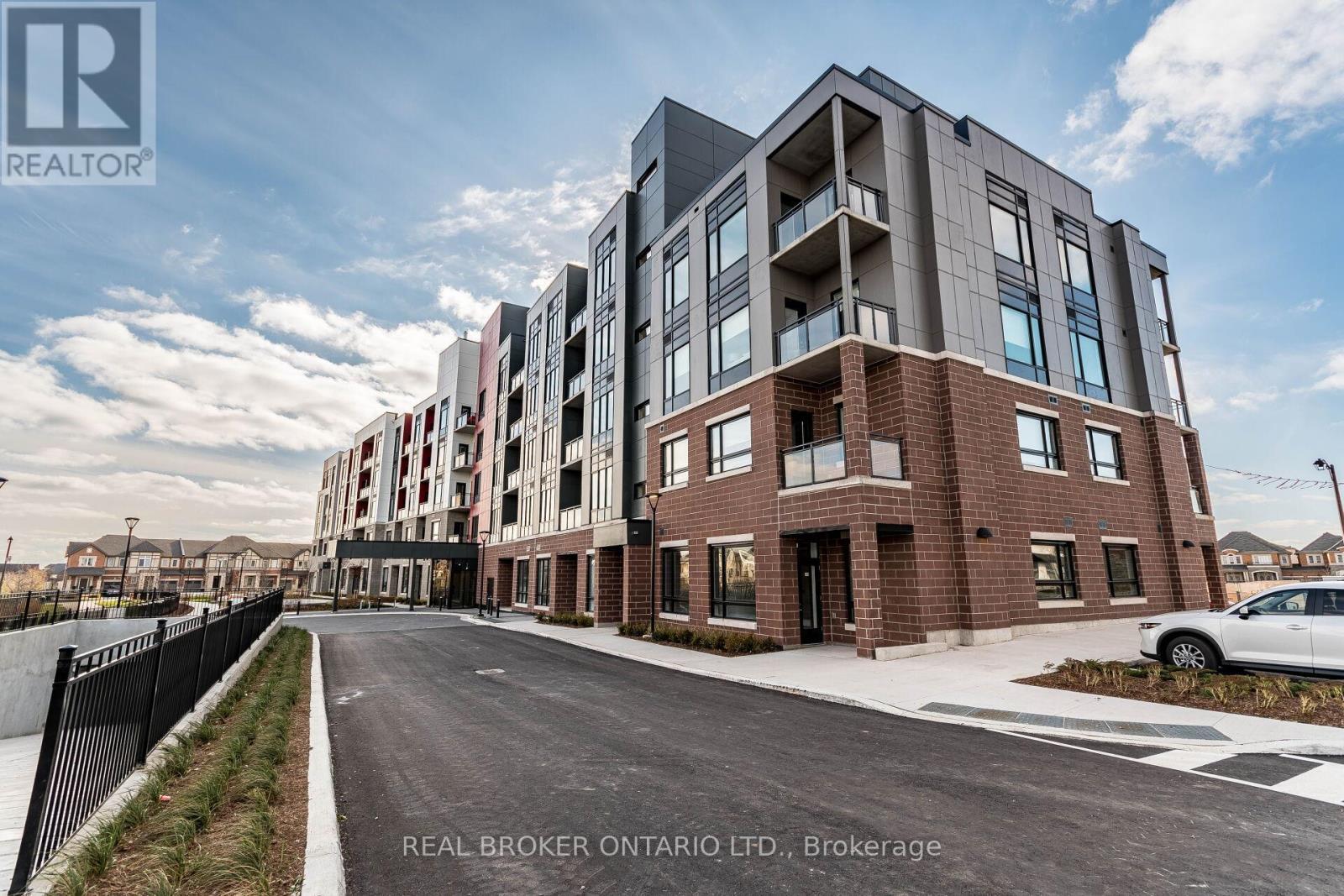 412 - 3265 Carding Mill Trail, Oakville, ON - Outdoor With Balcony With Facade