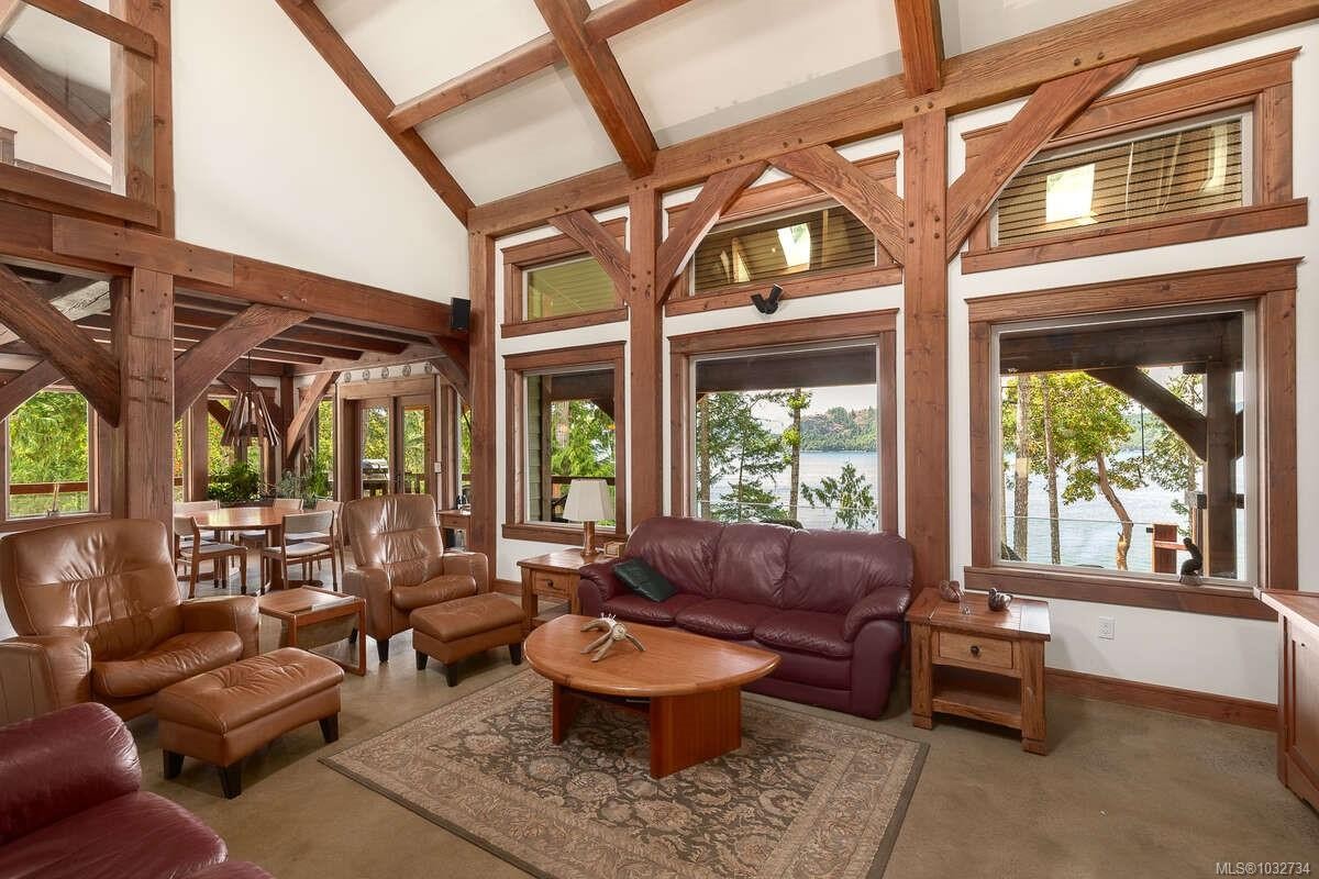 123 Smith Rd, Salt Spring, BC