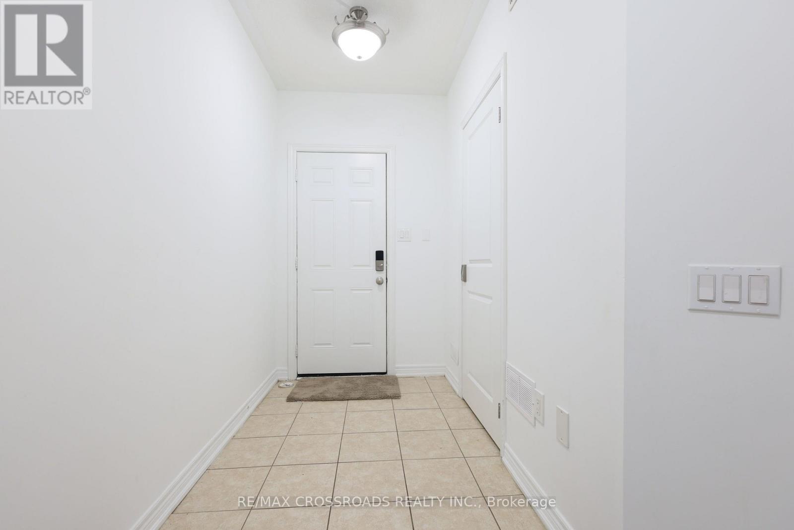 1309 Danforth Road, Toronto, ON - Indoor Photo Showing Other Room