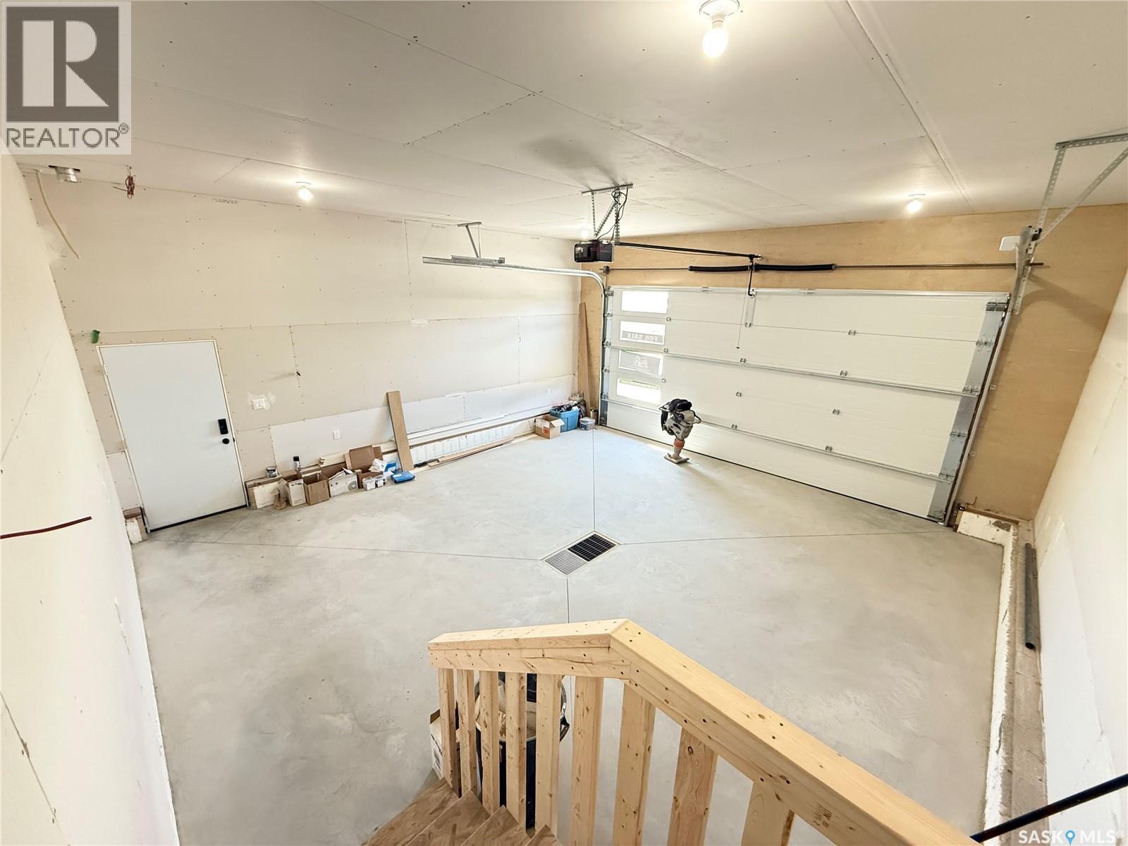 161 Delaet Drive, Weyburn, SK - Indoor Photo Showing Garage