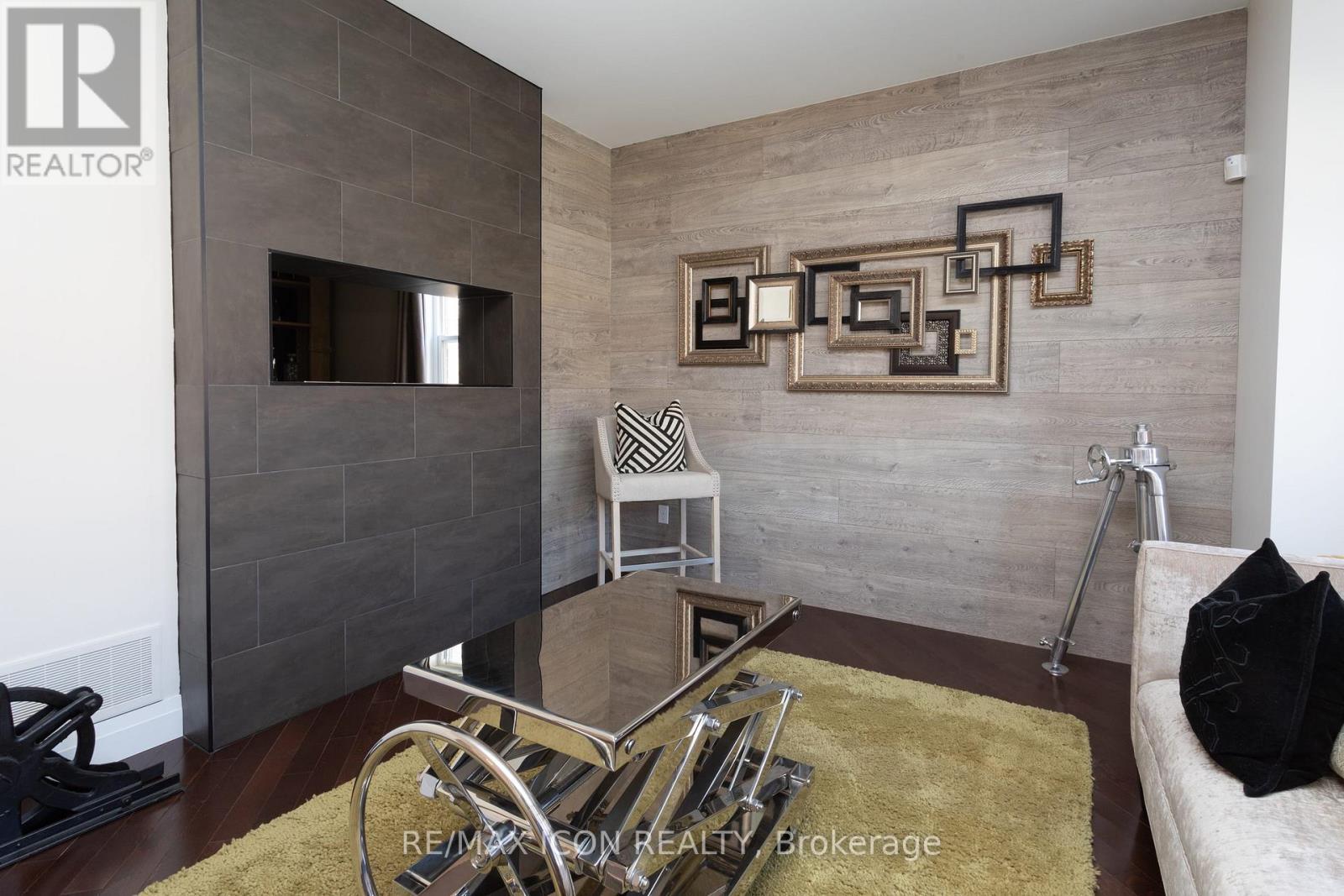 103 Glazebrook Crescent, Cambridge, ON - Indoor