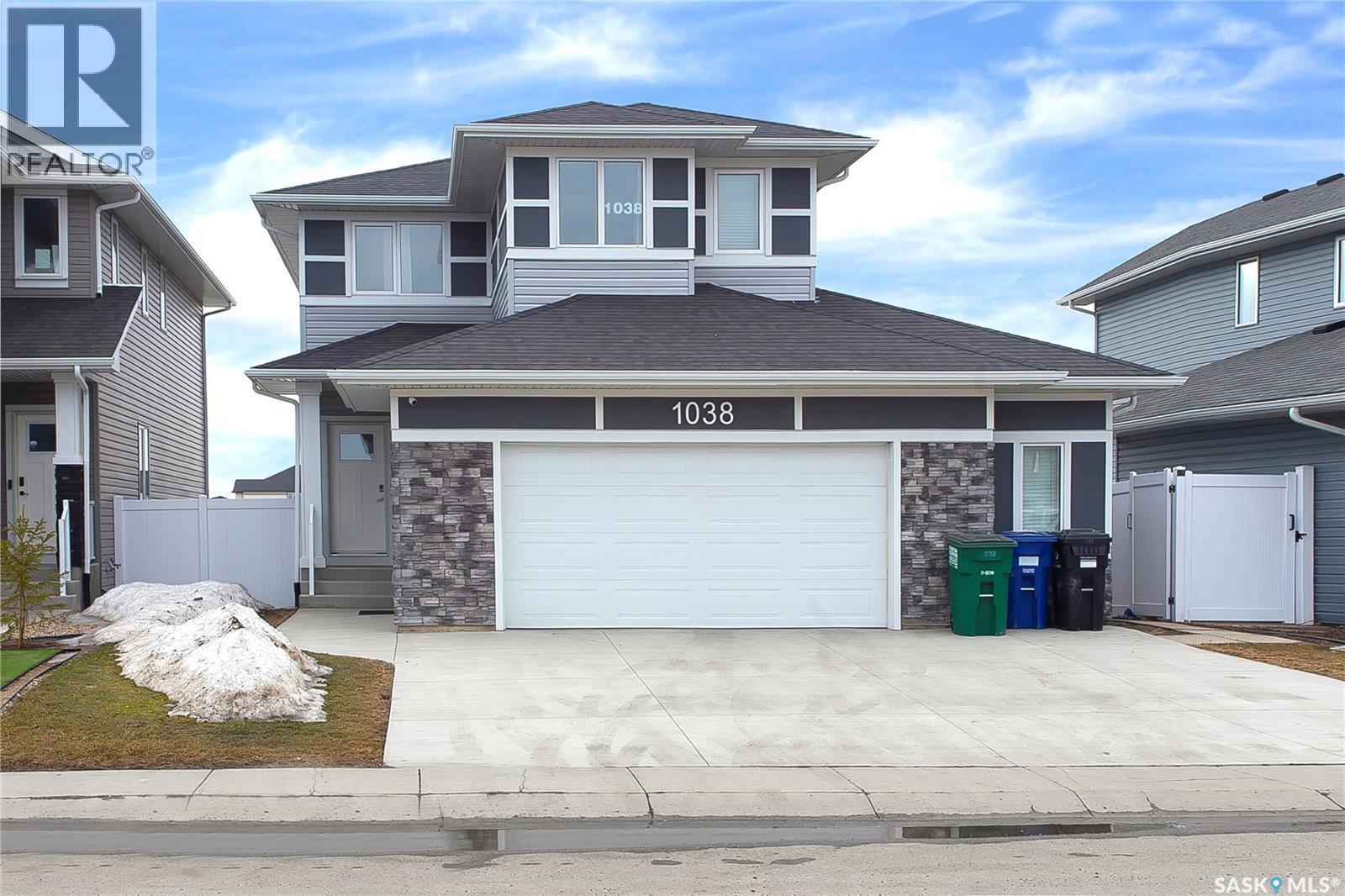1038 Childers Court, Saskatoon, SK - Outdoor