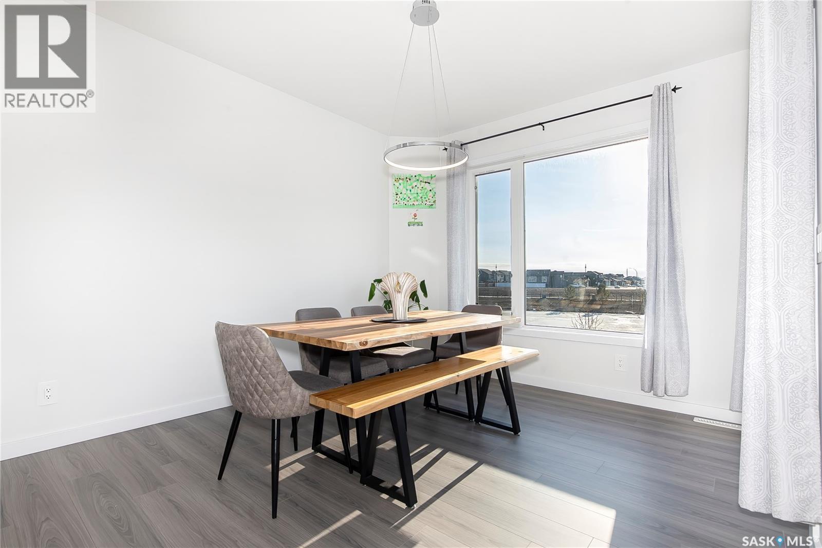 1038 Childers Court, Saskatoon, SK - Indoor Photo Showing Dining Room