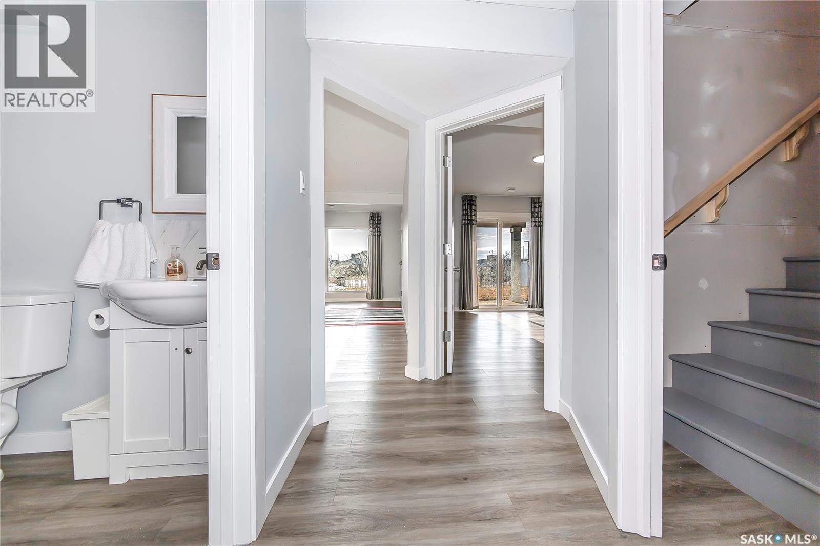 1038 Childers Court, Saskatoon, SK - Indoor