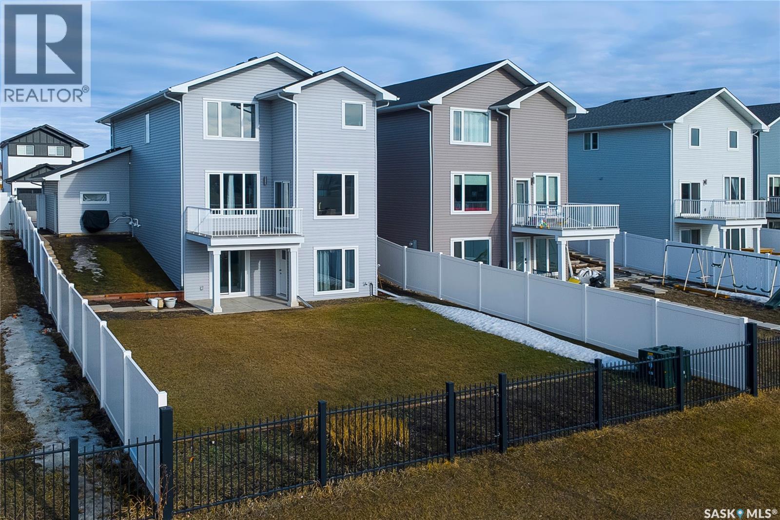 1038 Childers Court, Saskatoon, SK - Outdoor With Deck Patio Veranda