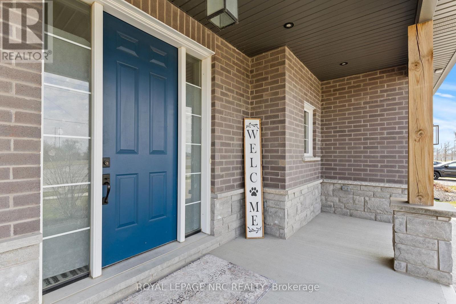 271 Memorial Park Drive, Welland (Lincoln/Crowland), ON - Outdoor With Exterior