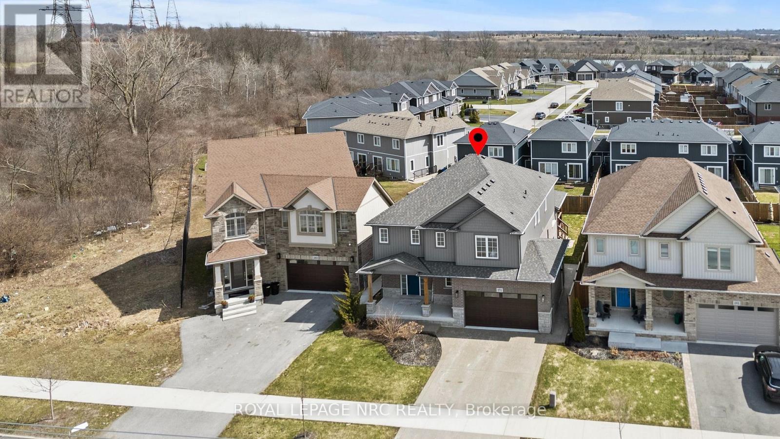 271 Memorial Park Drive, Welland (Lincoln/Crowland), ON - Outdoor With Facade
