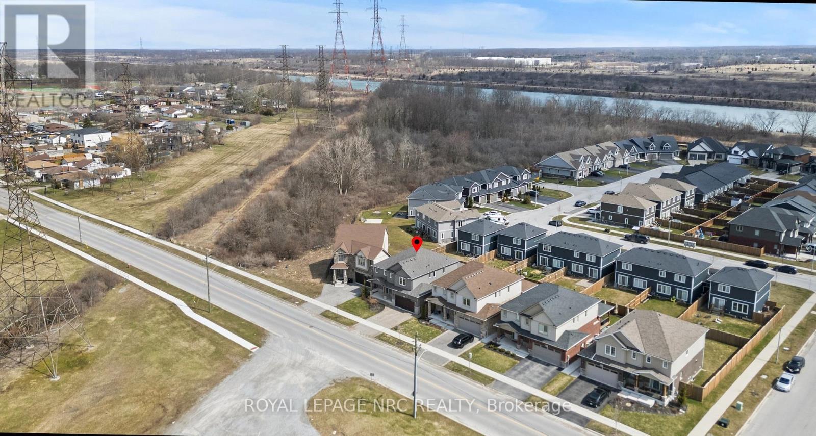 271 Memorial Park Drive, Welland (Lincoln/Crowland), ON - Outdoor With View