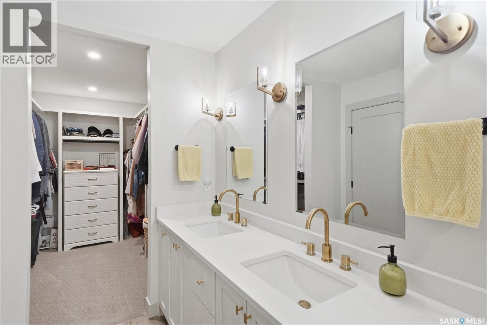 1314 Empress Avenue, Saskatoon, SK - Indoor Photo Showing Bathroom