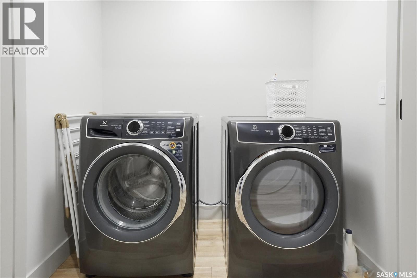 1314 Empress Avenue, Saskatoon, SK - Indoor Photo Showing Laundry Room