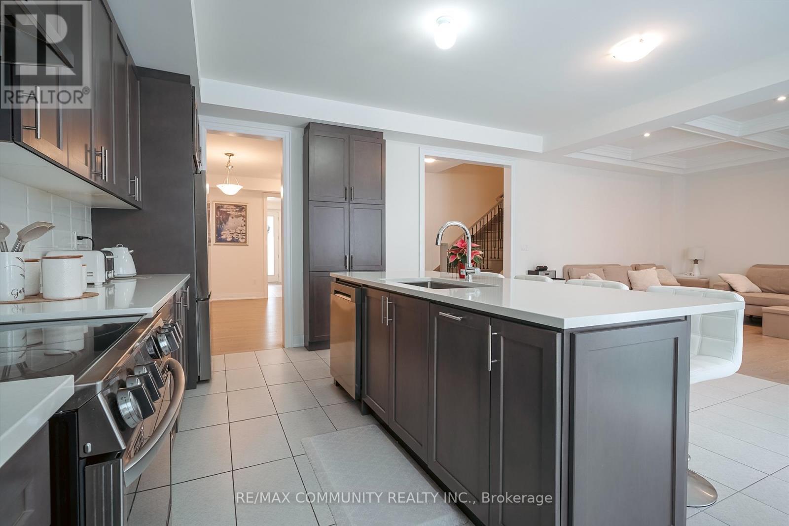 55 Hoad Street, Clarington, ON - Indoor