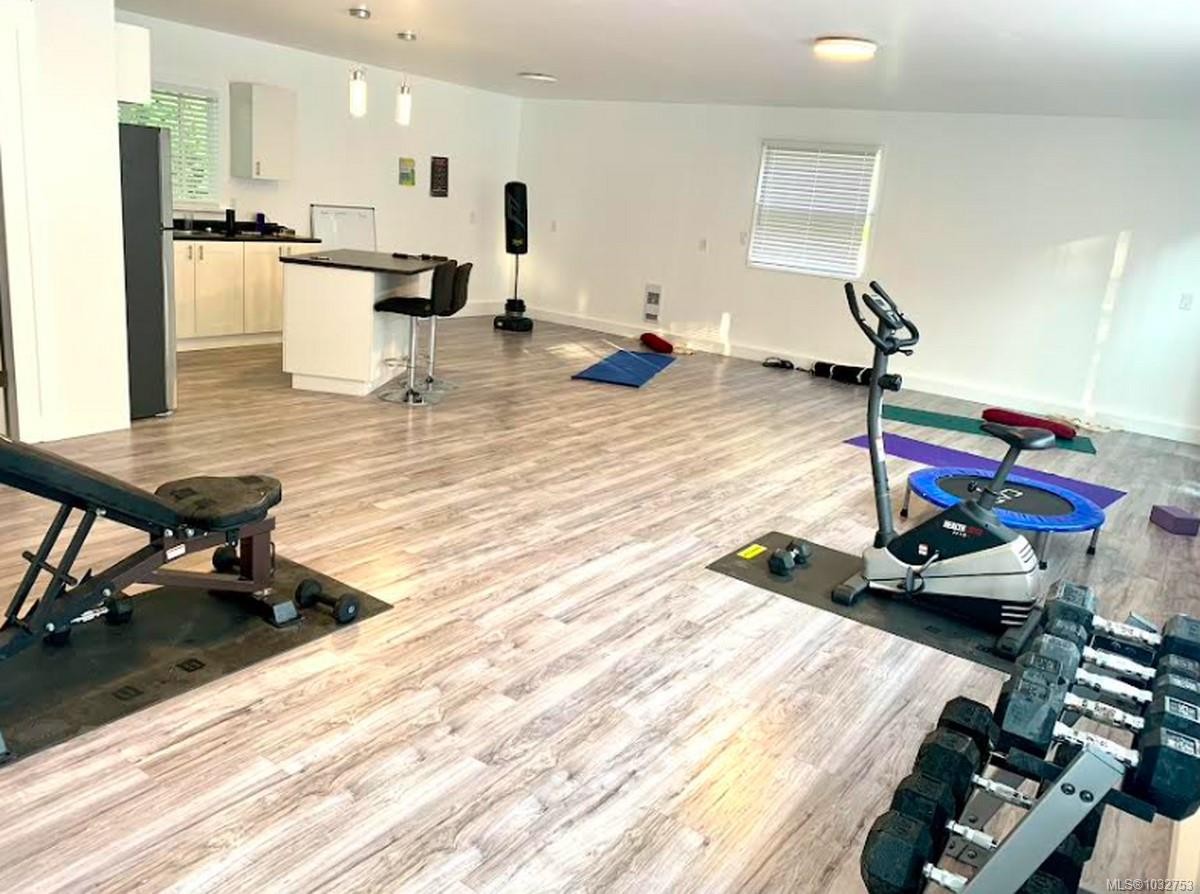 321 Wireless Rd, Comox, BC