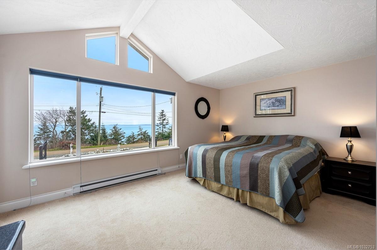 321 Wireless Rd, Comox, BC