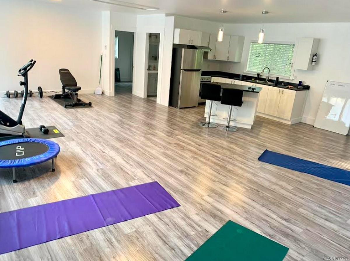 321 Wireless Rd, Comox, BC