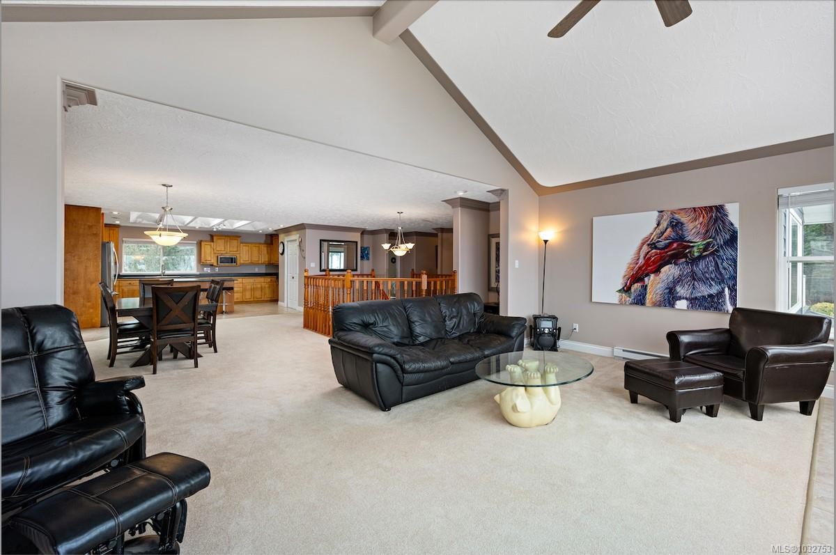 321 Wireless Rd, Comox, BC