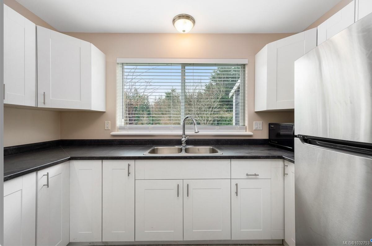 321 Wireless Rd, Comox, BC