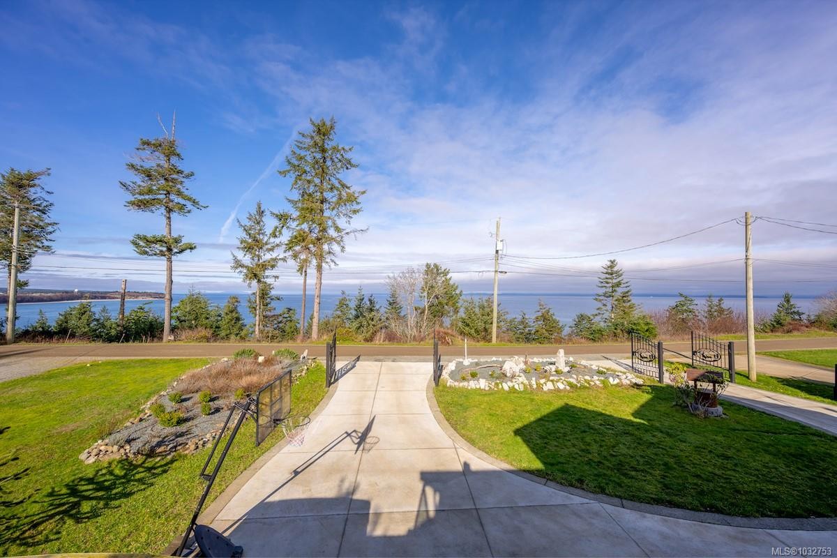 321 Wireless Rd, Comox, BC