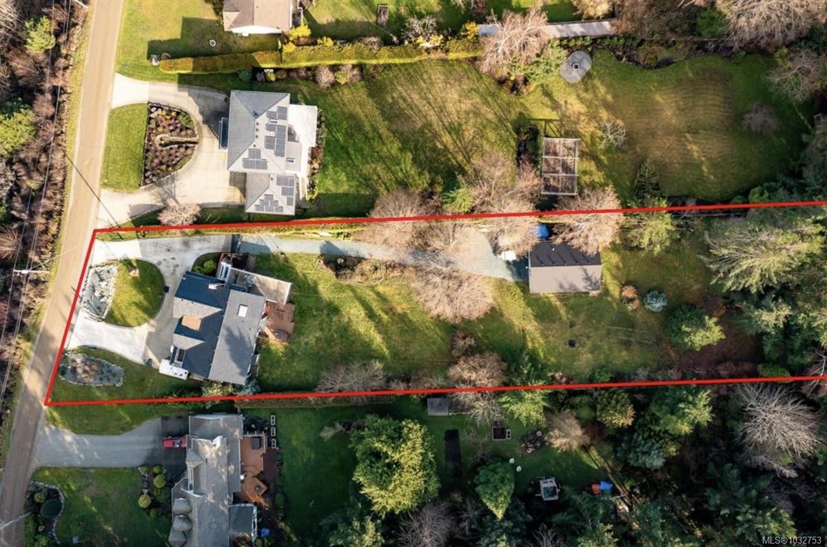 321 Wireless Rd, Comox, BC