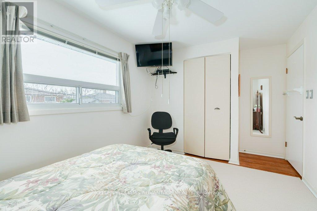 1188 Westerdam Road, Mississauga, ON - Indoor Photo Showing Bedroom