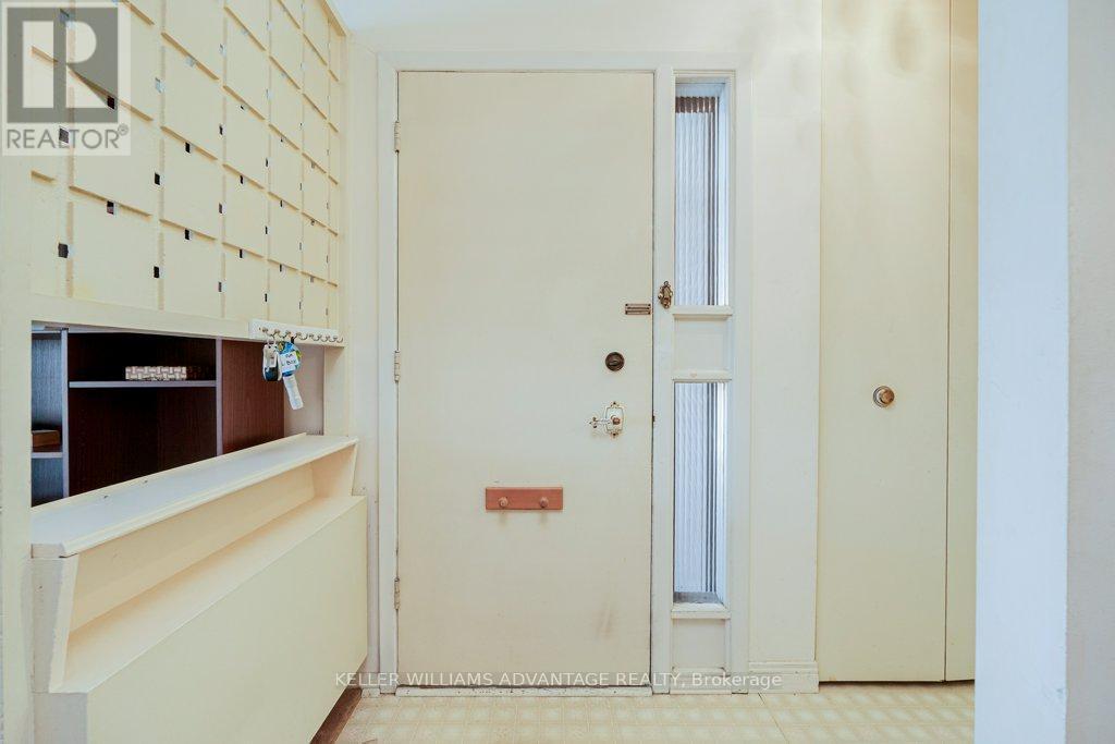 1188 Westerdam Road, Mississauga, ON - Indoor Photo Showing Other Room